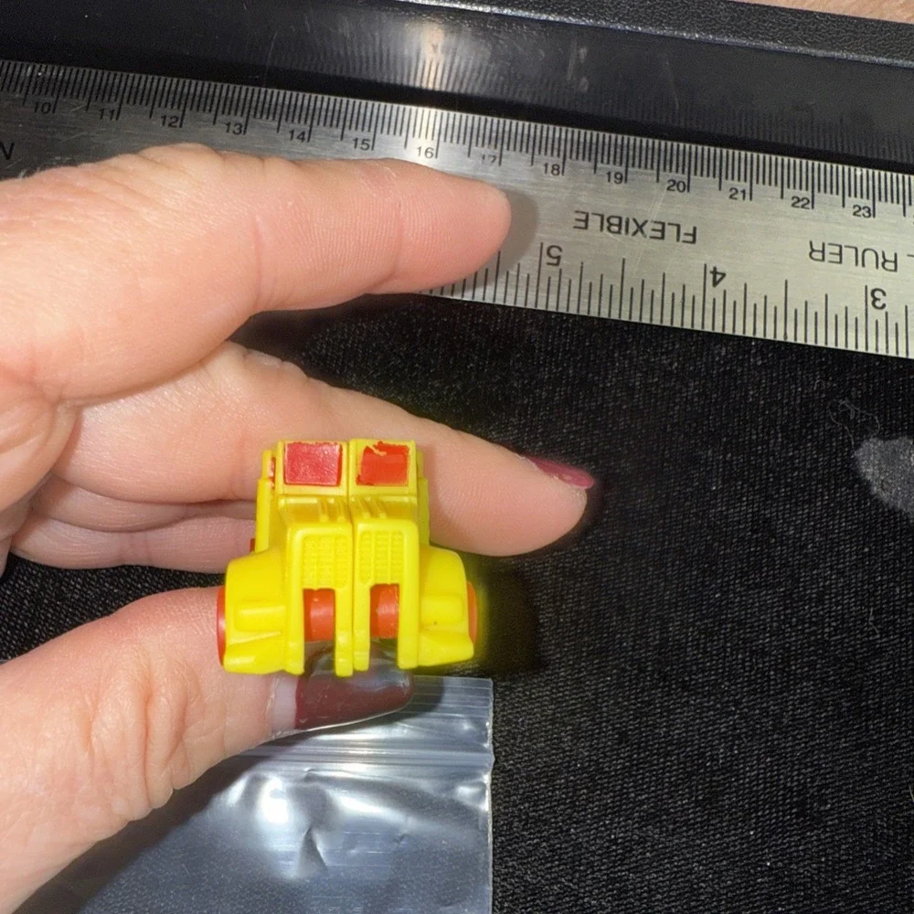 Vintage RARE TRANSFORMERS‎ MINI Robot Toy Car Transformer Hasbro? 5018